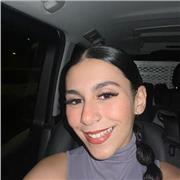 Graduada en Bachillerato con notable alto y voluntaria en la cruz roja.